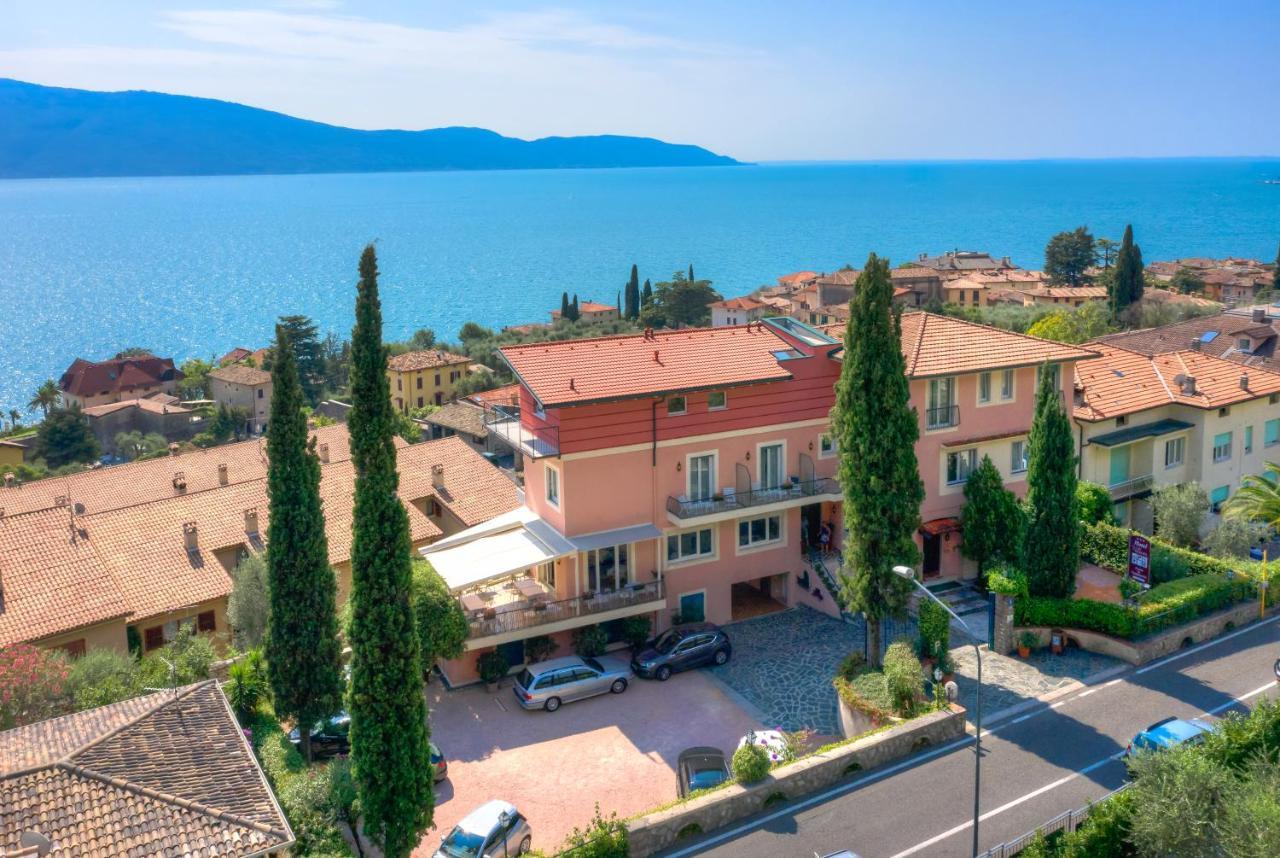 Hotel Villa Europa Гарньяно Экстерьер фото