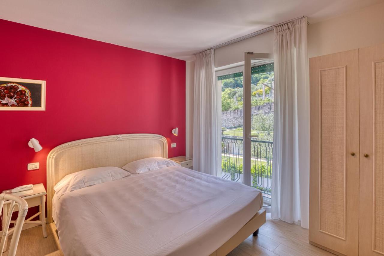 Hotel Villa Europa Гарньяно Экстерьер фото
