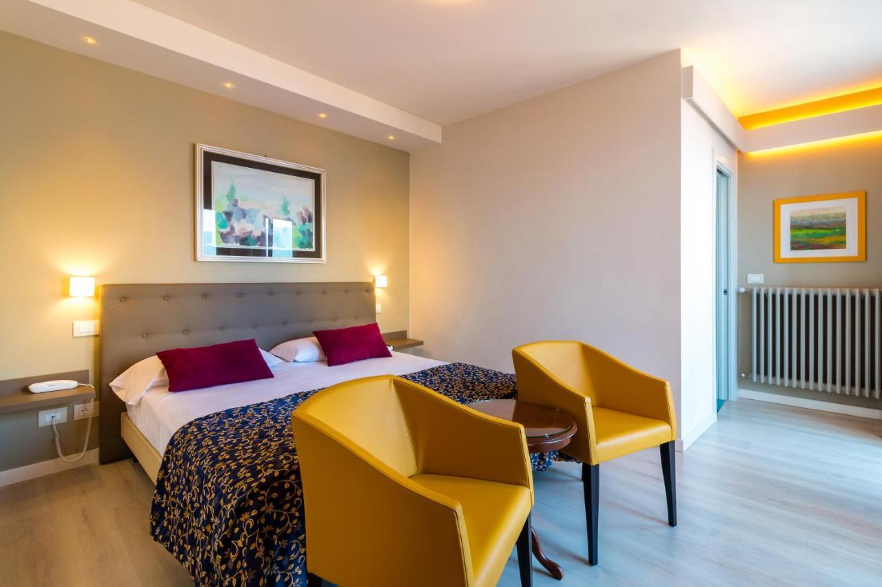 Hotel Villa Europa Гарньяно Экстерьер фото